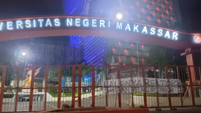 
 Rektor UNM Prof Karta Jayadi Laporkan Dosen QDB ke Polda Sulsel Atas Dugaan Pencemaran Nama Baik