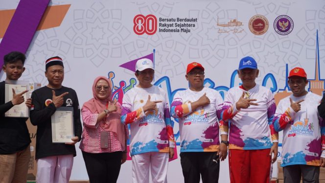 
 Menag Tutup Istiqlal Halal Walk 2025, Ajak Umat Jadikan Rabiul Awal Momentum Cinta Rasulullah
