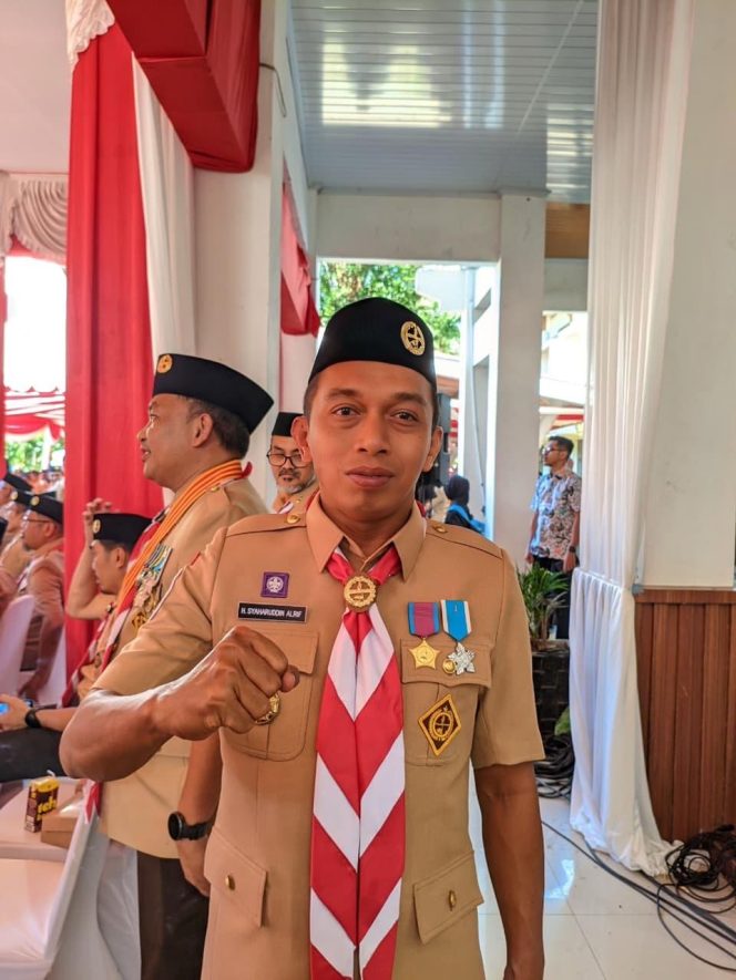 
 Di Hari Pramuka ke-64, Bupati dan Wakil Bupati Sidrap Terima Tanda Penghargaan Gerakan Pramuka 2025