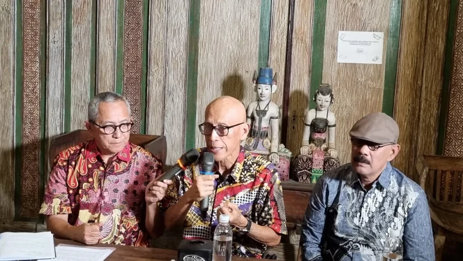 
 Ayah Diplomat Muda Arya Daru Tolak Anggapan Bunuh Diri, Keluarga Minta Kasus Diusut Tuntas