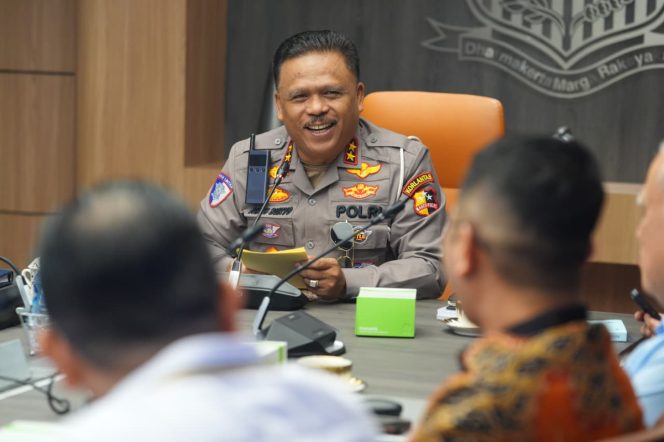 
 Kakorlantas Bahas Transformasi Lalu Lintas  Bersama Pakar