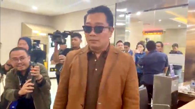 
 Ridwan Kamil Tiba di Bareskrim Polri untuk Tes DNA