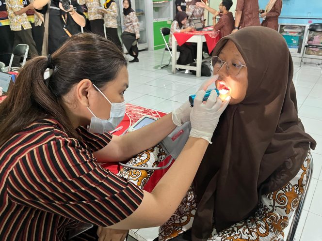 
 Program Cek Kesehatan Gratis Kemenkes Temukan Masalah Gigi dan Anemia di Kalangan Siswa SMA