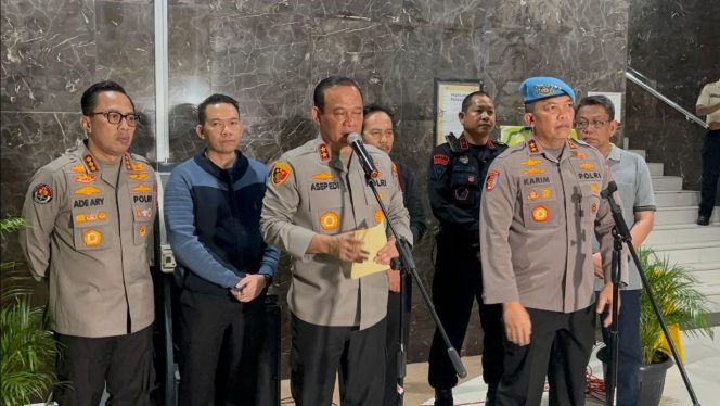 
 7 Anggota Brimob Diamankan Usai Rantis Lindas Ojol Hingga Tewas