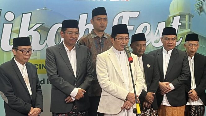 
 100 Pasangan Ikuti Nikah Massal di Masjid Istiqlal, Maharnya Ditanggung Pemerintah