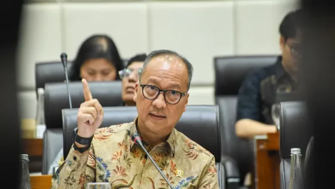 
 Menperin Agus Gumiwang Rilis Aturan Baru TKDN, Investor Otomatis Dapat Nilai Minimal 25 Persen