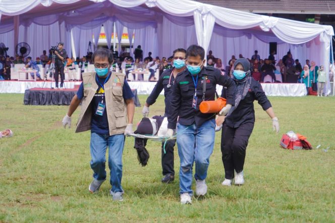
 Gelar Simulasi Nasional Megathrust di Sumatera Barat, Kemenkes Perkuat Respons Kesehatan Hadapi Bencana