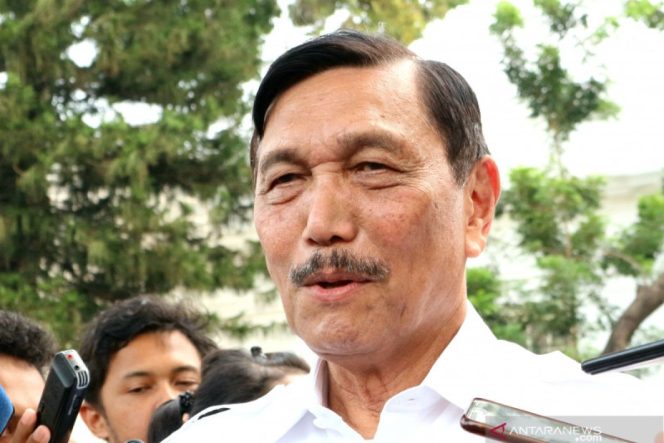 
 Luhut Temui Aliansi Ekonom Indonesia, Bahas Kondisi Ekonomi RI yang Dinilai Darurat