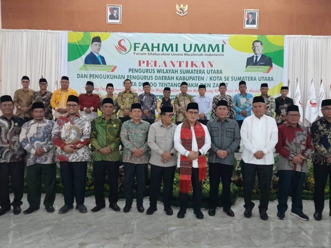 
 Kepala Kemenag Simalungun Hadiri Pelantikan dan Pengukuhan Forum Ummi Muslimah se-Sumatera Utara