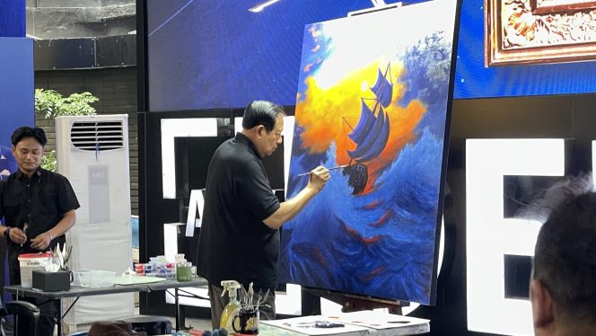 
 SBY Lukis Kapal “Only The Strong”, Simbol Demokrat Hadapi Badai Politik