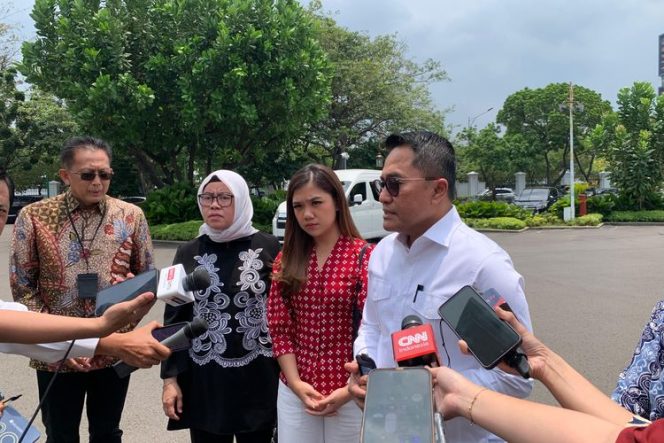 
 Istana Kembalikan Kartu Liputan Wartawan CNN Indonesia Usai Desakan Dewan Pers