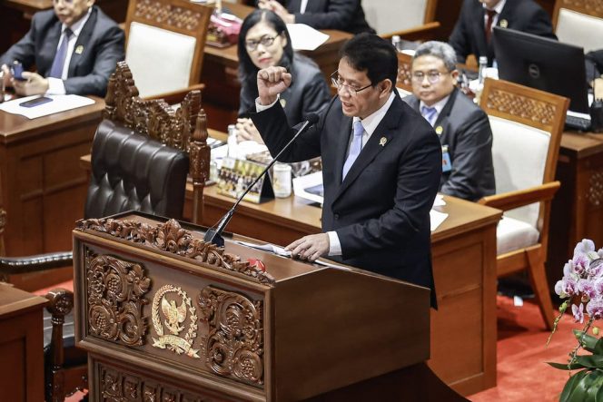 
 Purbaya: “Enggak Ada Lagi Cerita Pegawai Pajak Memeras” – APBN 2026 Disahkan, Kemenkeu Siapkan Reformasi Layanan Pajak