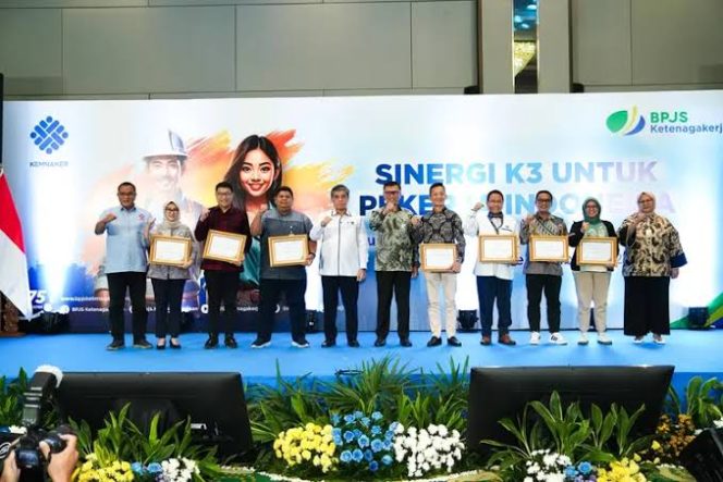 
 Menaker Yassierli: Angka Kecelakaan Kerja Masih Tinggi, Penguatan Budaya K3 Jadi Prioritas