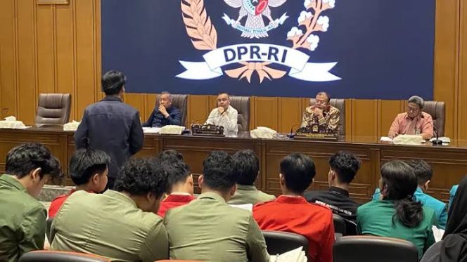 
 DPR Pastikan Anggota Nonaktif Tak Terima Gaji dan Tunjangan