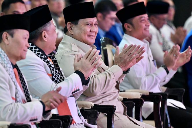 
 Presiden Prabowo: Indonesia Masih Kuat Berdiri, Saatnya Wujudkan Kemakmuran Rakyat