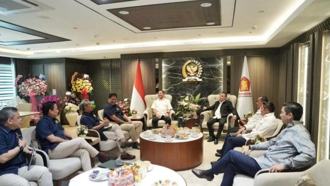 
 Wakil Ketua DPR Sufmi Dasco Ahmad Bahas Situasi Politik, Ekonomi, dan Keamanan dalam Pertemuan dengan Pemerintah