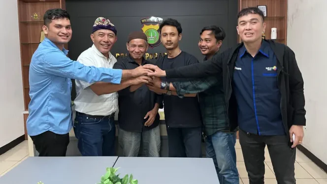 
 Kasus Dugaan Penganiayaan Wartawan di Dapur MBG Berakhir Damai, Pelaku Sampaikan Permohonan Maaf