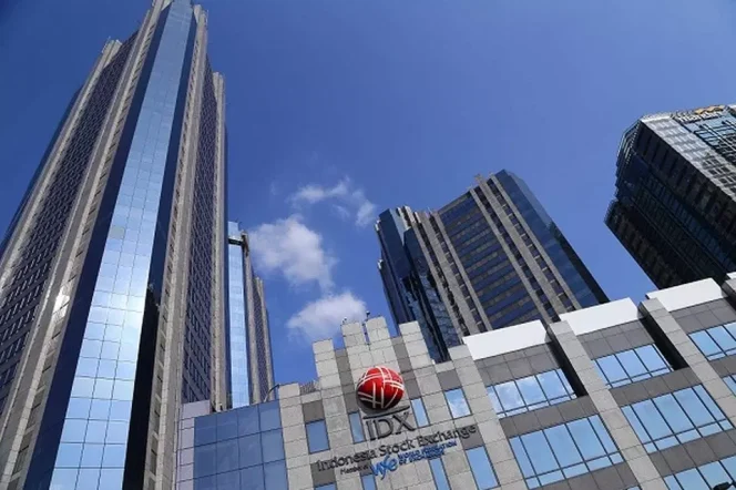 
 IHSG Dibuka Menguat ke Level 8.111, Rupiah dan Bursa Asia Ikut Bergerak Positif