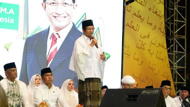 
 Menag Nasaruddin Umar Masuk Daftar 10 Menteri dengan Kinerja Terbaik Versi Survei ISC