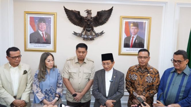 
 Menag Nasaruddin Umar Pastikan Natal Nasional 2025 Digelar Inklusif dan Lintas Agama