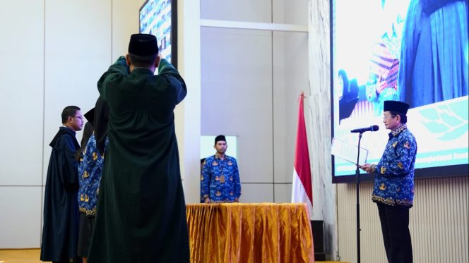 
 Menag Nasaruddin Umar Lantik 13.224 PPPK: ASN Kemenag Harus High Tech dan High Touch