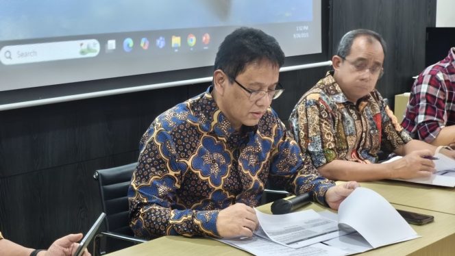 
 Menkeu Purbaya Yudhi Sadewa Pertimbangkan Usulan Asosiasi Emas Soal Mekanisme Baru Pembayaran PPN