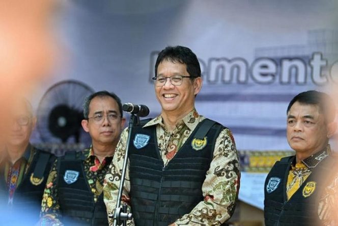 
 Menkeu Purbaya Sidak Mendadak ke Posko Bea Cukai Tanjung Priok, Cek Langsung Barang Impor dari China