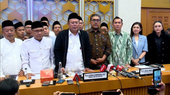 
 TRANS7 Hadiri Audiensi Bersama DPR RI, Bahas Penguatan Fungsi Penyiaran Publik di Era Digital