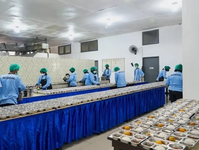 
 BGN Larang Dapur Program Makan Bergizi Gratis Dibangun Dekat TPA dan Kandang Hewan