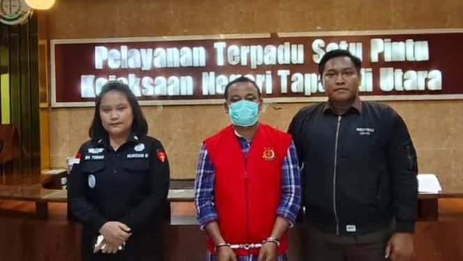 
 Kepala Desa Aek Nabara Ditahan Karena Dugaan Korupsi Dana Desa Rp 486 Juta