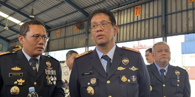 
 Menkeu Purbaya Yudhi Sadewa Pimpin Investor Meeting Bahas Stabilitas Ekonomi dan Likuiditas Perbankan