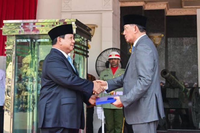 
 Menhan Sjafrie Sjamsoeddin Temui Presiden Prabowo di Kertanegara, Dapat Arahan Khusus Jelang HUT ke-80 TNI