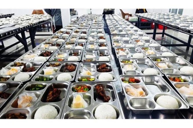 
 Viral Temuan Plester di Tahu Goreng Menu Program Makan Bergizi Gratis di Sukabumi, Sekolah: Kesalahan Teknis dari Dapur Penyedia