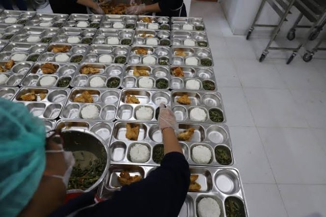 
 Sahidin Tantang BGN Ungkap Nama Politikus yang Minta Jatah Dapur MBG: “Kalau Ada, Tunjuk Saja!”