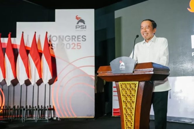 
 Jokowi Beri Arahan Kesiapan Pemilu 2029 ke Elite PSI Saat Bertemu di Bali