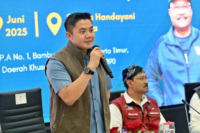 
 Seskab Teddy Indra Wijaya Ajak Masyarakat Jaga Persatuan di Hari Sumpah Pemuda 2025