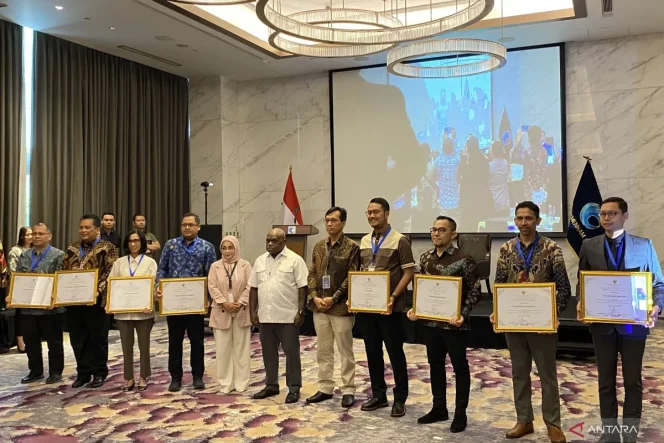 
 Kemenham Luncurkan Aplikasi PRISMA, Dorong Kepatuhan HAM di Dunia Usaha