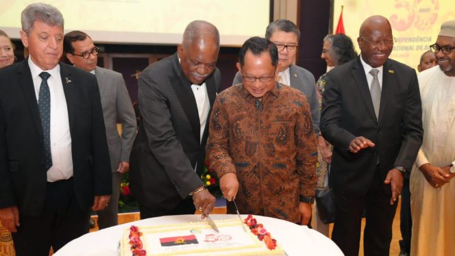 
 Mendagri Tito Karnavian Wakili Presiden Prabowo pada Perayaan 50 Tahun Kemerdekaan Angola: “Ini Ulang Tahun Emas yang Membanggakan”