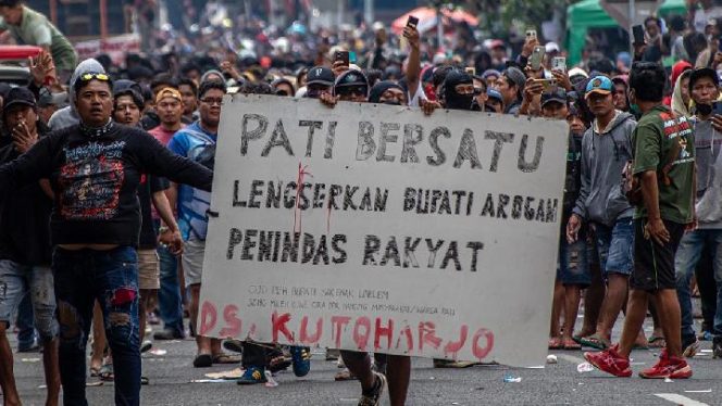 
 Empat Pentolan Masyarakat Pati Bersatu Ditangkap Polisi Usai Keputusan DPRD Tak Makzulkan Bupati Sudewo