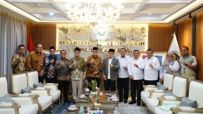 
 Wamenag Romo Muhammad Syafii Bahas Penguatan Sinergi dengan Menteri Haji dan Umrah Mochamad Irfan Yusuf