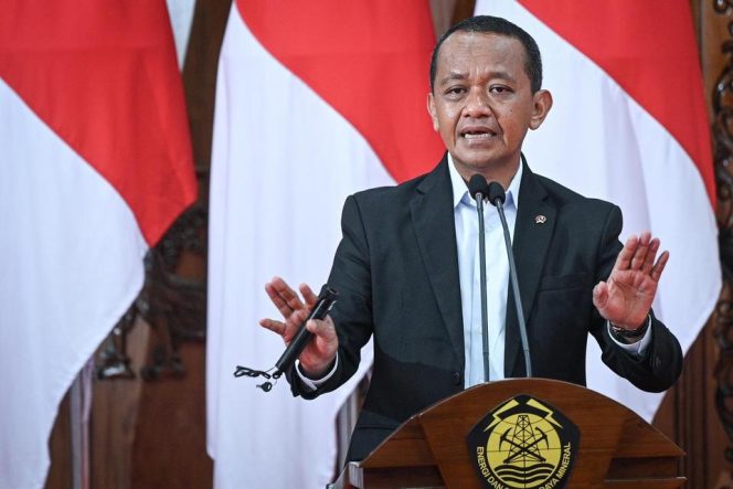 
 Bahlil Lapor ke Prabowo: Target Listrik Desa 2030, Produksi Minyak Lampaui APBN, dan Indonesia Siap Berdaulat Energi