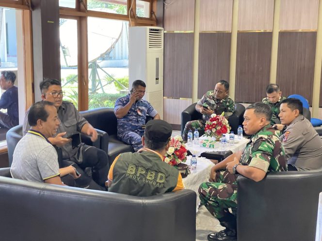 
 Gerak Cepat: Bantuan Presiden untuk Sumbar Tembus Wilayah Terisolir, Alat Berat dan Helikopter Dikerahkan