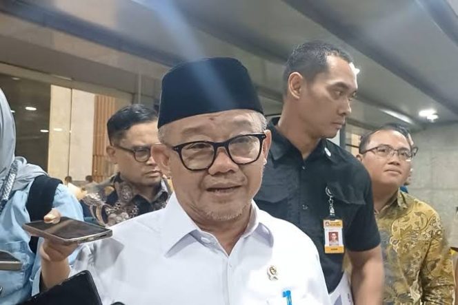 
 Mendikdasmen Abdul Mu’ti Tambah Kuota Beasiswa D4/S1 untuk 150 Ribu Guru di Seluruh Indonesia Tahun 2026