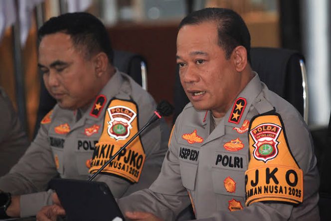 
 Polda Metro Jaya Tetapkan 8 Tersangka Kasus Dugaan Penyebaran Isu Ijazah Palsu Presiden Jokowi