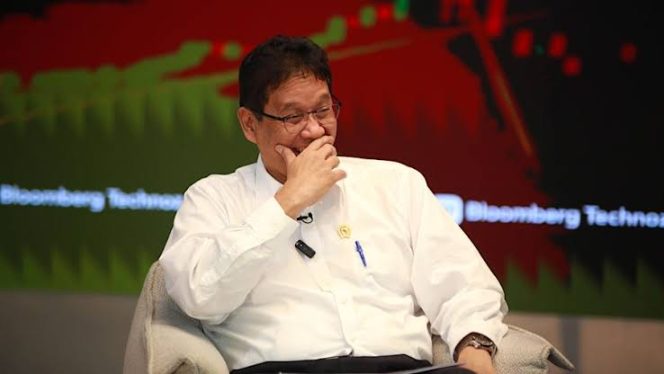 
 Menkeu Purbaya Tunggu Izin Mensesneg untuk Revisi Aturan Devisa Hasil Ekspor SDA