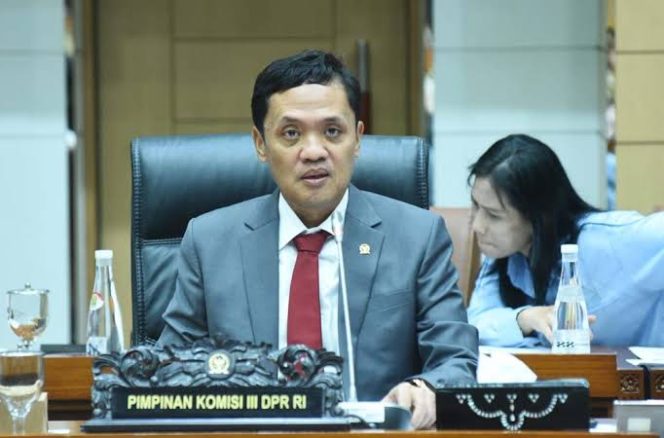 
 Revisi KUHAP Selesai Dibahas, Ketua Komisi III DPR: Kasus Roy Suryo Cs Bisa Tempuh Restorative Justice