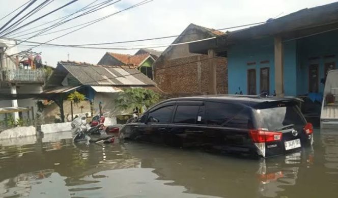 
 Ratusan Rumah Terendam Banjir Luapan Sungai Muara Ciwidey di Kampung Ciseah Mekar