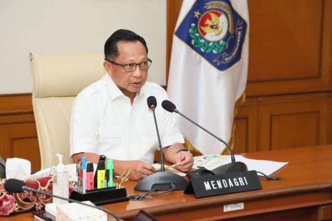 
 Mendagri: Pemerintah Salurkan Bantuan Renovasi Rumah hingga Rp30 Juta bagi Korban Bencana di Sumatera