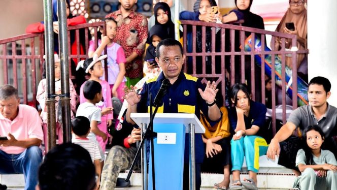 
 Menteri ESDM Bahlil Pastikan Pasokan BBM dan LPG Tapanuli Tengah Membaik Pasca Banjir dan Longsor