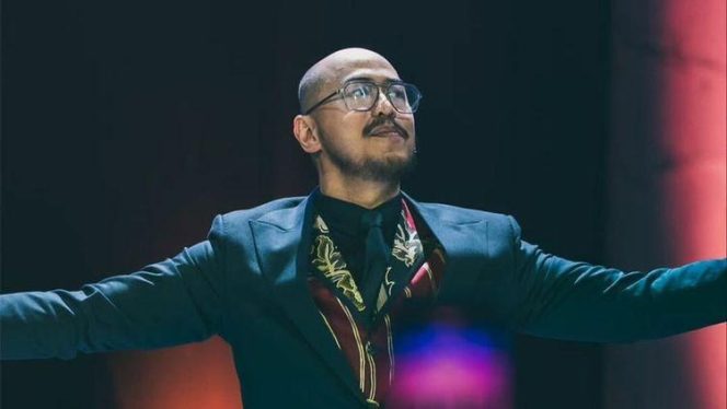 
 Pandji Pragiwaksono Dilaporkan ke Polda Metro Jaya, Unggah Pesan Terima Kasih dari New York